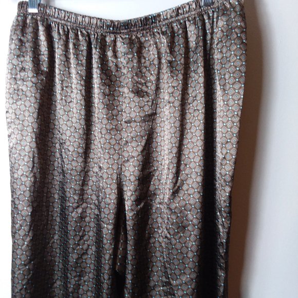 18/20W Patterned Comfy Lounge Wear Pajama Set Cato - Picture 10 of 13